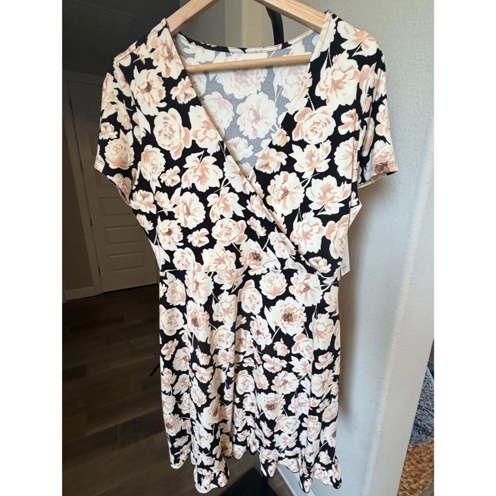 SO Black Faux Wrap Ruffle Hem Mini Dress with Cream/Pale Pink Floral Print L